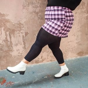 Snag Tights Stay Cool Capris